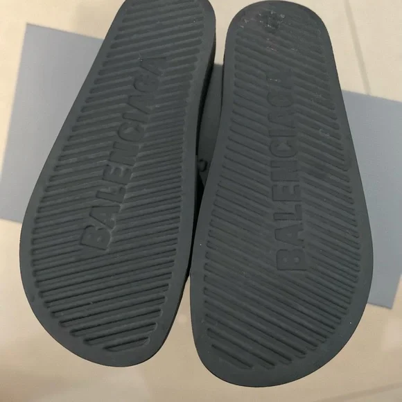 Balenciaga slides - Picture 4 of 5